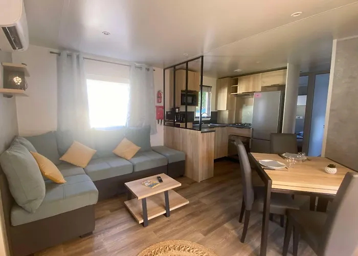 캠프장 Mobil 파렝티스 앙 보른